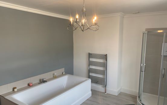 A picture of the family bathroom on the first floor of our holiday cottage in Wales